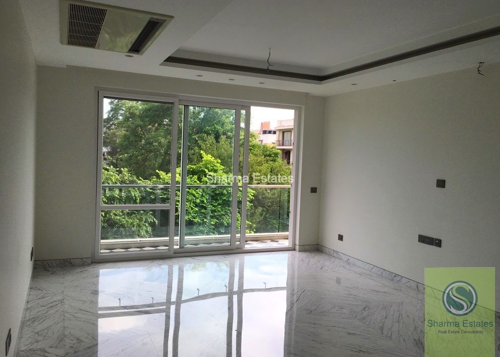 Builder Floor Apartment for Sale in Malcha Marg Chanakyapuri New Delhi