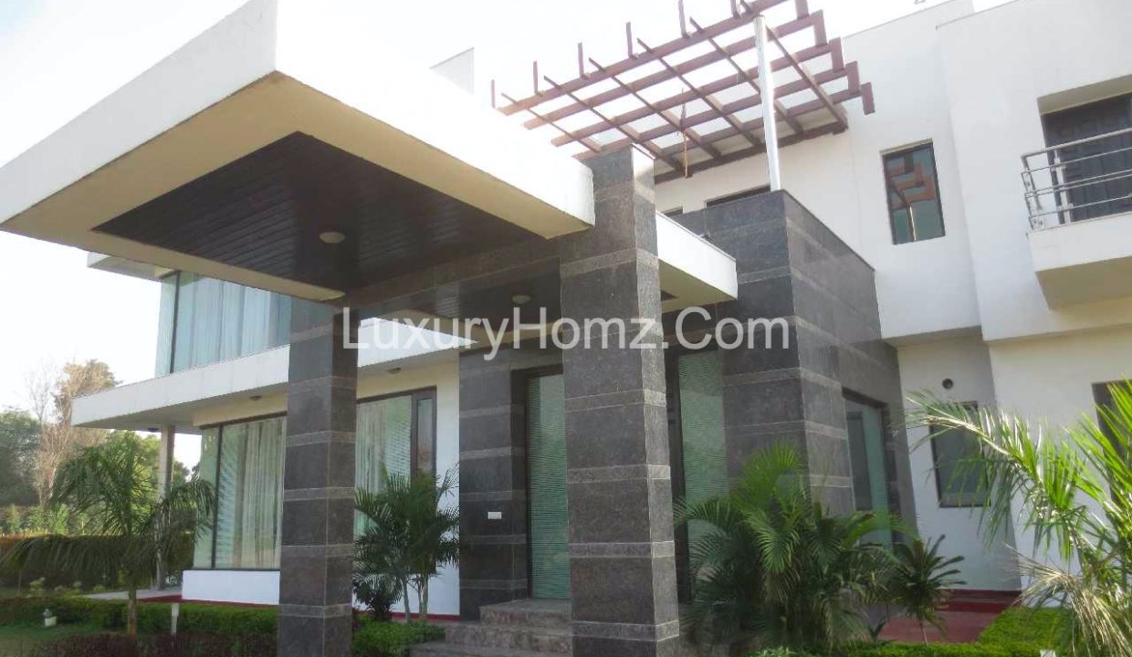 Green Avenue Vasant Kunj Farmhouse Delhi
