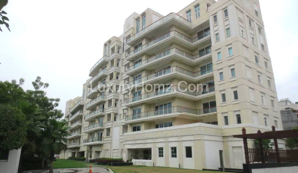 DLF-Queens-Court-Greater-Kailash-2-Delhi