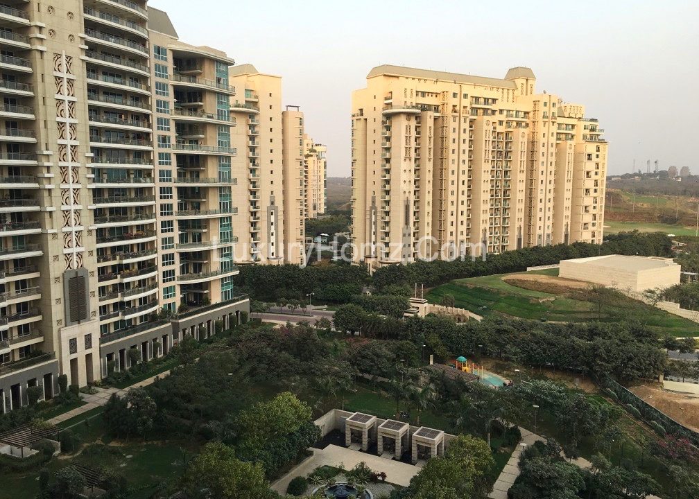 DLF-The-Magnolias-Sector-42-Gurgaon