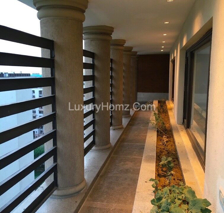 Penthouse-Ambience-Caitriona-DLF-City-Phase-3-Sector-24-Gurugram-Haryana