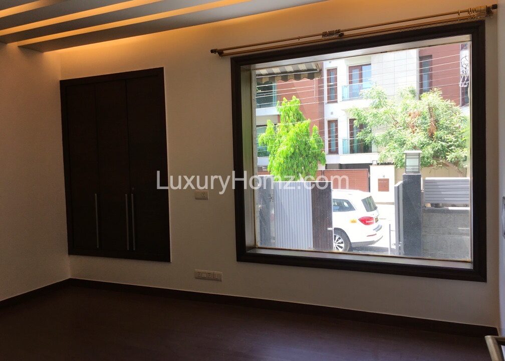 Ground-Basement-West-End-Colony-Delhi