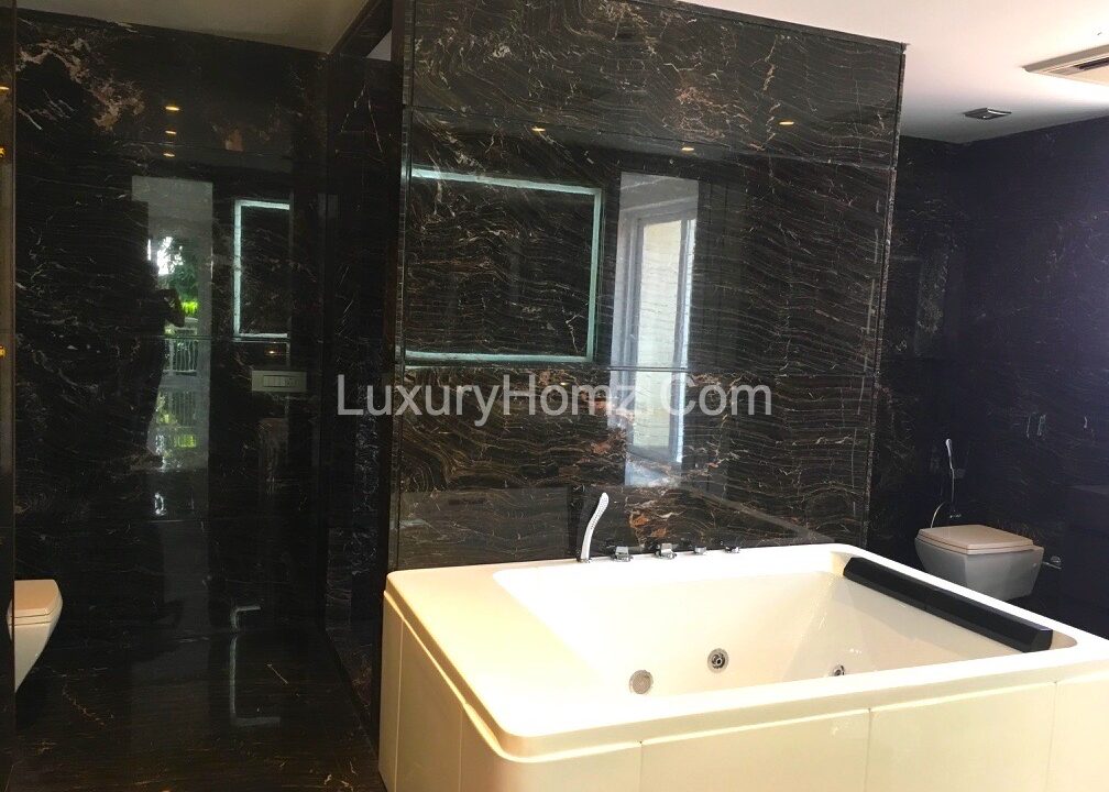 4-BHK-West-End-Colony-New-Delhi