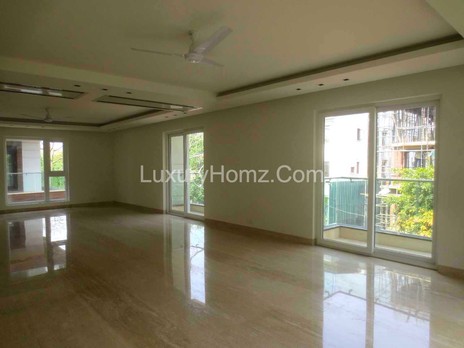 4 BHK Builder Floor Apartment for Sale in West End Colony South Delhi | Super Luxury Apartment on First Floor in Delhi