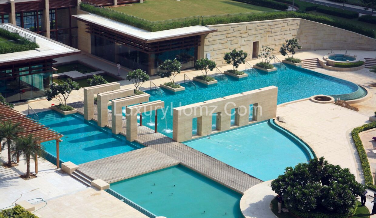 DLF-Aralias-DLF-Phase-5-Sector-42-Golf-Course-Road-Gurgaon