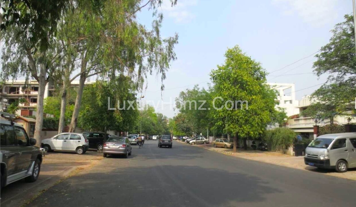 Independent-Property-For-Rent-Vasant-Vihar-New-Delhi