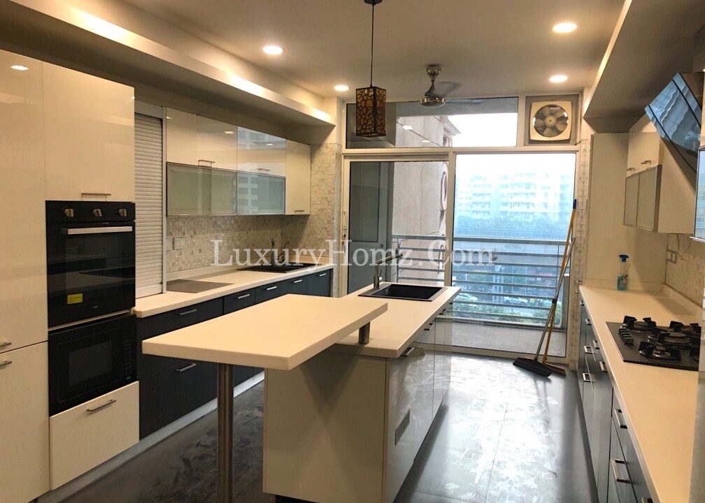 4-BHK-Furnished-Residential-Apartment-Rent-The-Magnolias-DLF-Phase-5-DLF-Sector-42-Gurgaon-Haryana