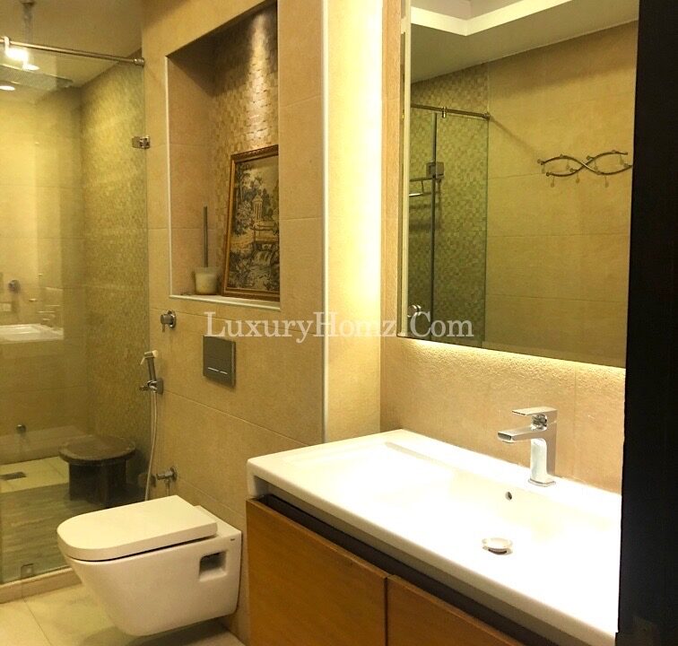 4-BHK-Furnished-Residential-Apartment-Rent-The-Magnolias-DLF-Phase-5-DLF-Sector-42-Gurgaon-Haryana