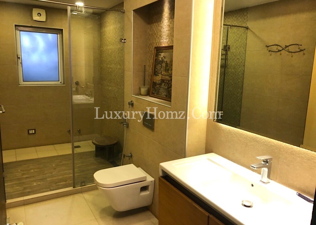 4-BHK-Ultra-Luxury-Apartment-For-Rent-DLF-The-Magnolias-DLF-Phase-5-Gurugram
