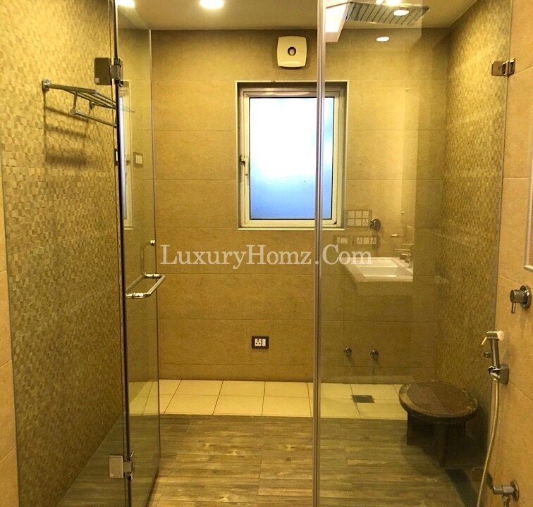 4-BHK-Furnished-Residential-Apartment-Rent-The-Magnolias-DLF-Phase-5-DLF-Sector-42-Gurgaon-Haryana